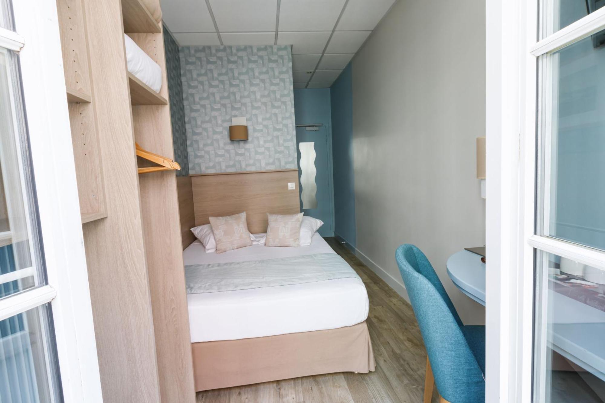 Hotel Du Dauphin Лион Екстериор снимка