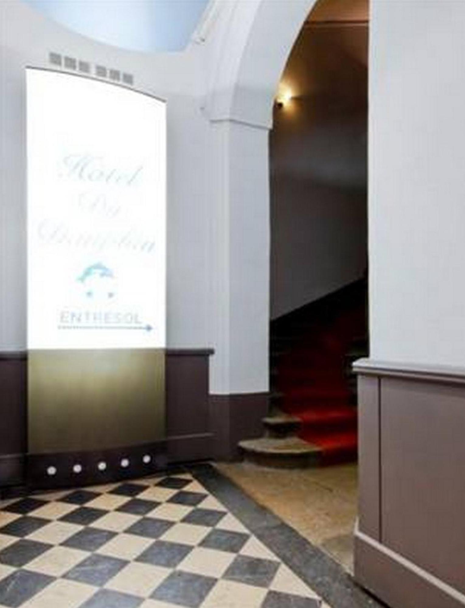 Hotel Du Dauphin Лион Екстериор снимка